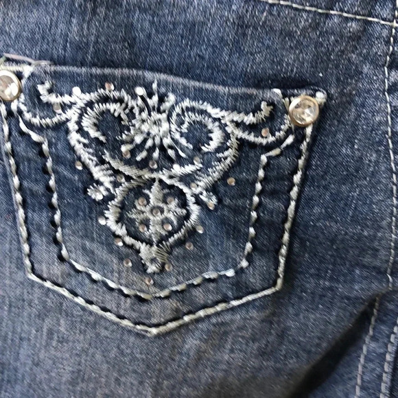 MISS JEANS NWOT GIRLS JEAN SHORTS BOTTOMS SIZE 4 - Picture 3 of 3